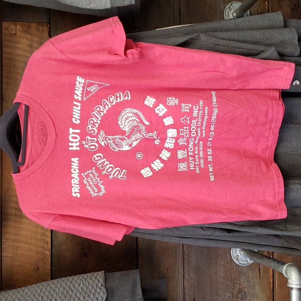 Ripple Junction Sriracha T-shirt, Medium - Picture 1 of 6